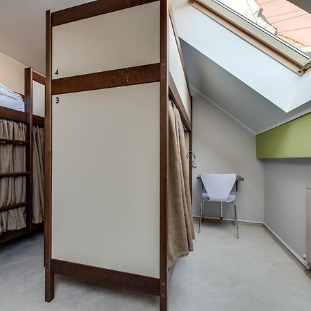 Ostriv Hostel Lviv Kültér fotó