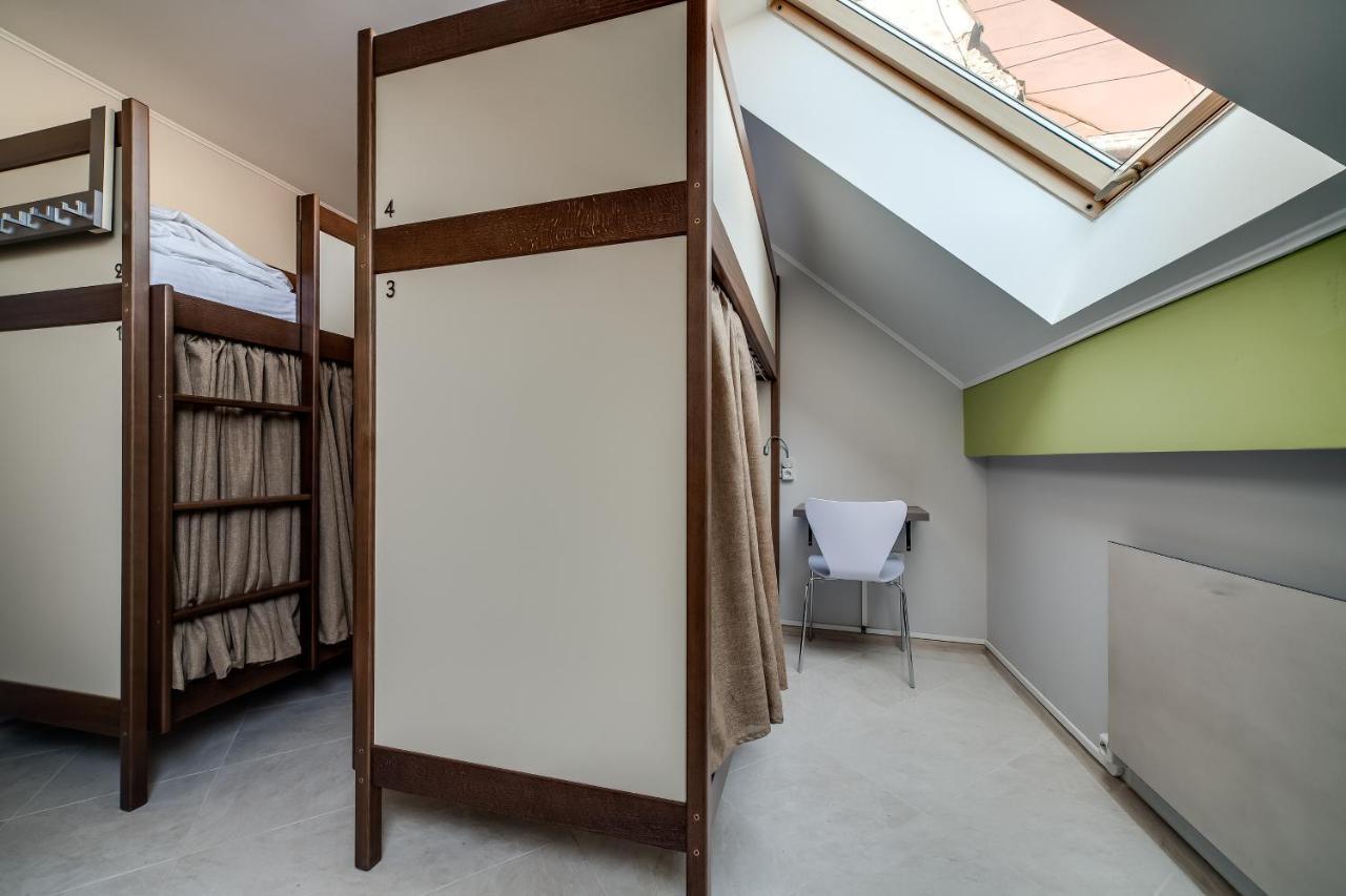 Ostriv Hostel Lviv Kültér fotó