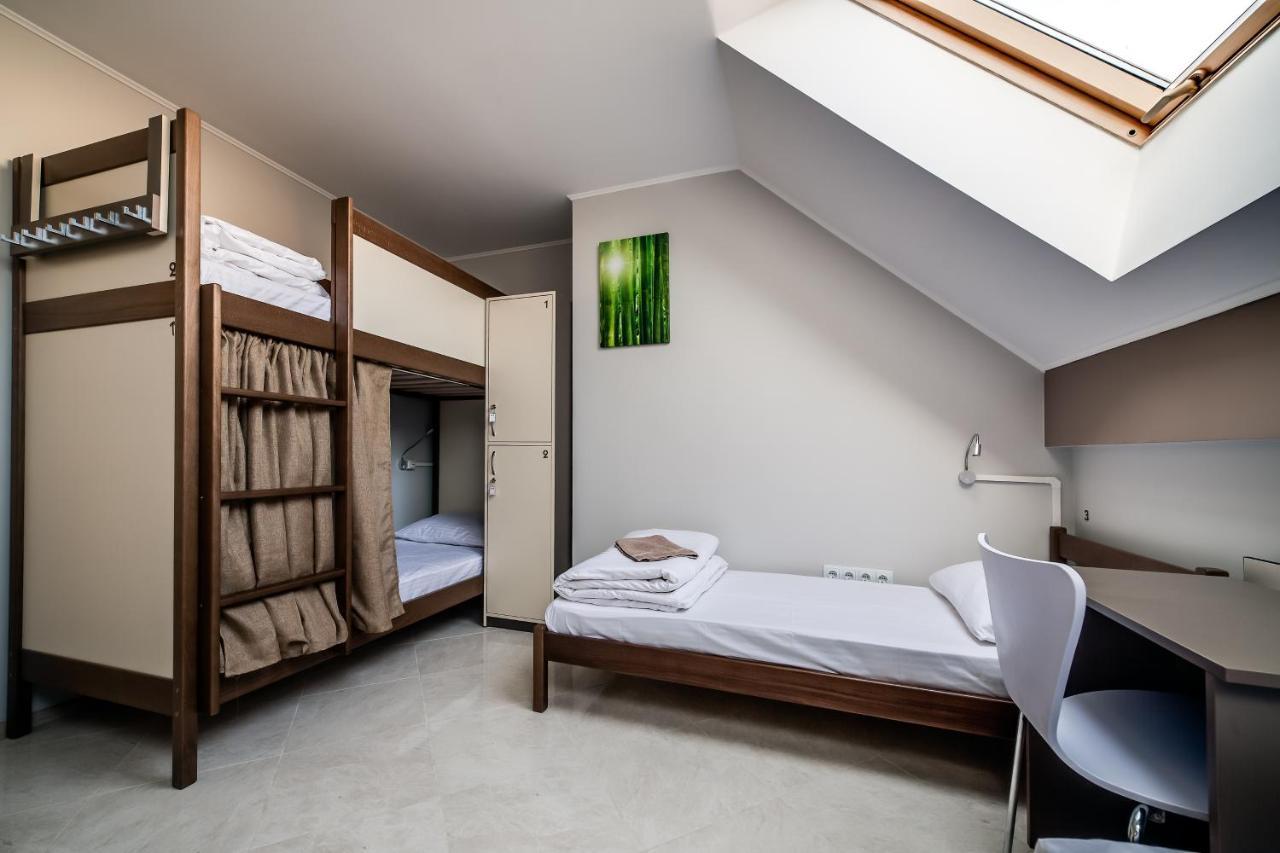 Ostriv Hostel Lviv Kültér fotó