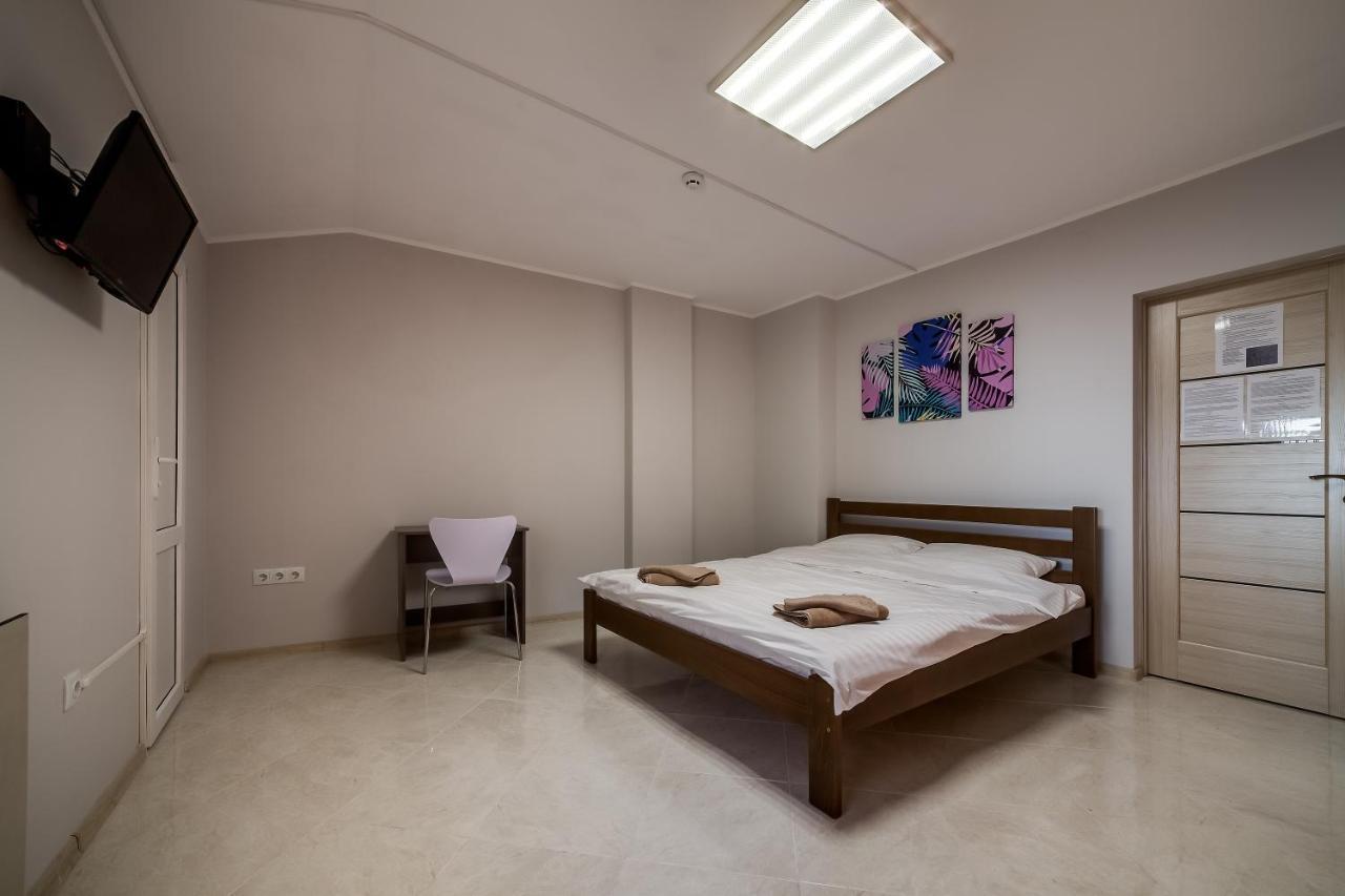 Ostriv Hostel Lviv Kültér fotó
