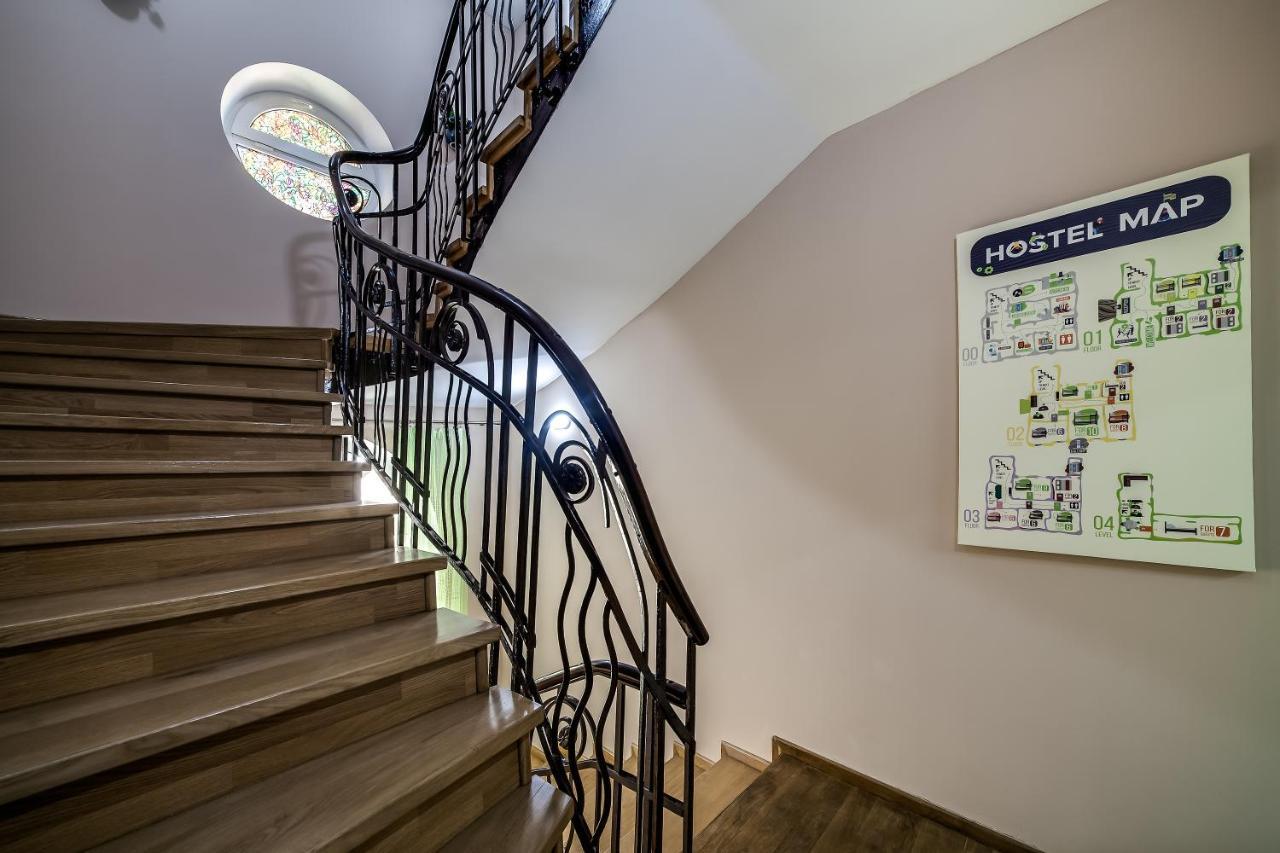 Ostriv Hostel Lviv Kültér fotó